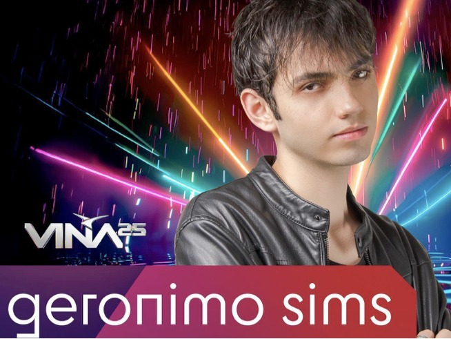 Geronimo Sims, artista boliviano para Viña 2025, posa con chaqueta de cuero. Fondo de luces de neón y logo Viña 25.