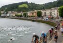 Ironman 70.3 Valdivia: Nadadores en el río Calle-Calle, ciclistas y corredores en la costanera de Valdivia.