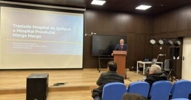 Reunión de planificación de los equipos de salud de la red asistencial para el traslado al Hospital Provincial Marga Marga.