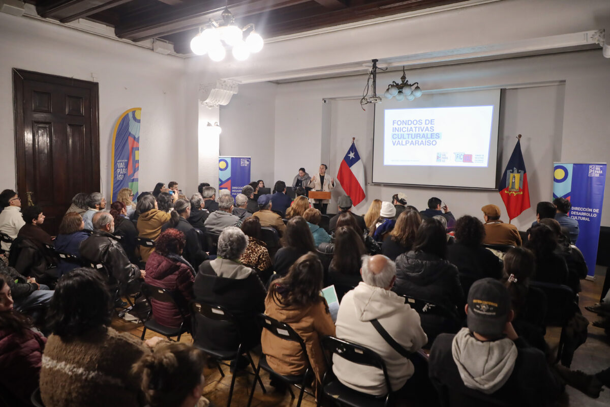 Actividad cultural en la comuna de Valparaíso.