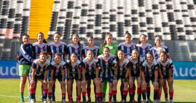 Transmisión de fútbol femenino de la Liga Femenina en MegaDeportes.