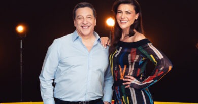 Tonka Tomicic y Julio César Rodríguez, conductores de '¿Volverías con tu ex? 2'.