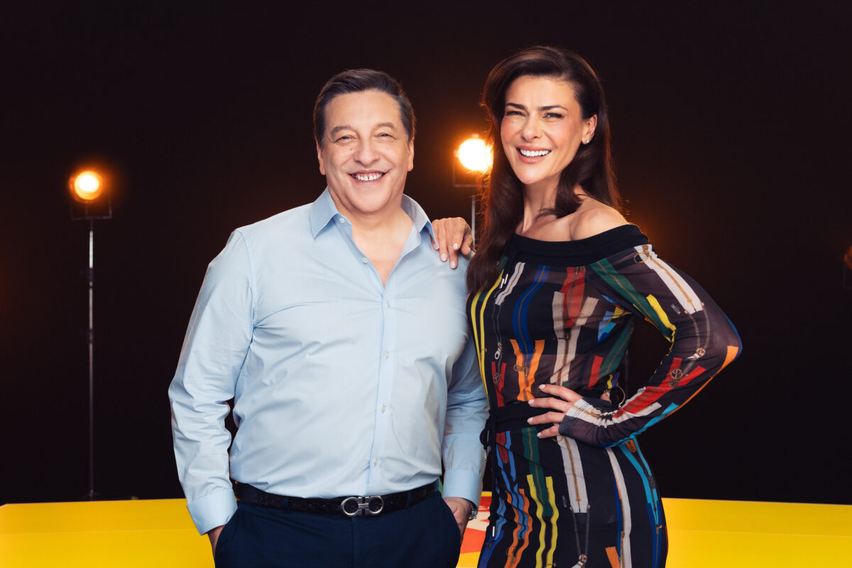 Tonka Tomicic y Julio César Rodríguez, conductores de '¿Volverías con tu ex? 2'.