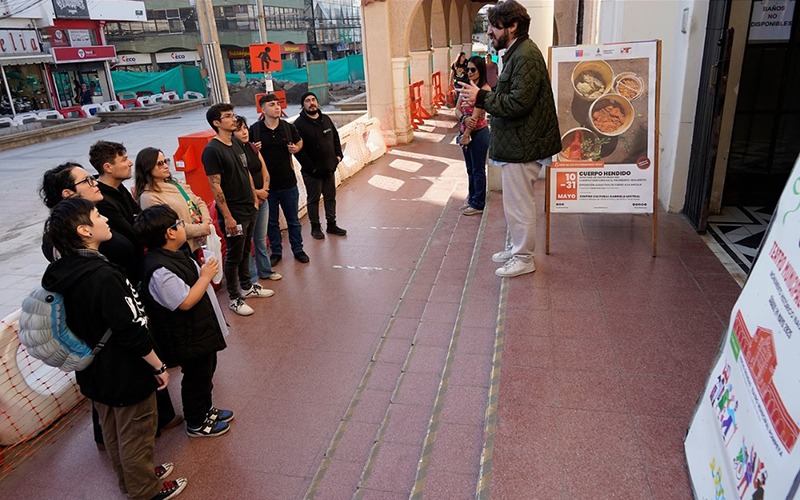 Muestra artística y de grabado en el marco del Día del Patrimonio en Villa Alemana.