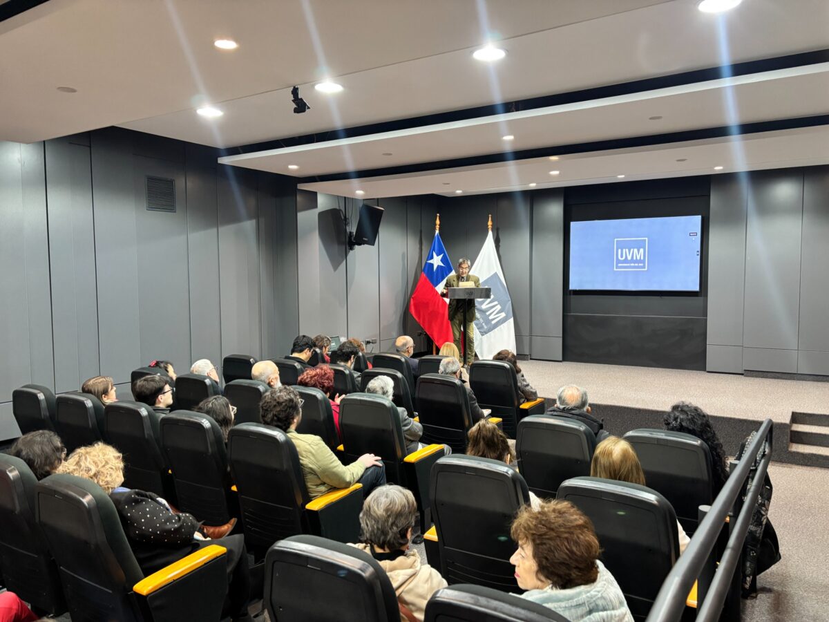 Participantes e integrantes del Programa Universidad del Adulto Mayor de la UVM