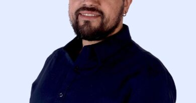 Retrato del académico Bryan Arpe Hernández.