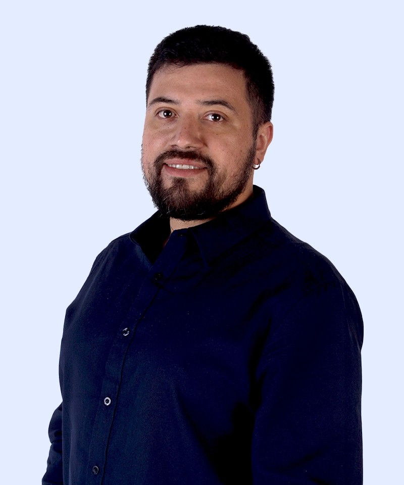 Retrato del académico Bryan Arpe Hernández.