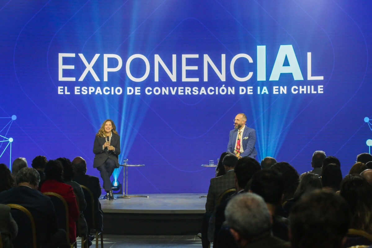 Presentación del programa Exponencial de CENIA y TVN sobre Inteligencia Artificial.