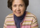 Retrato de María Victoria Peralta, Premio Nacional de Educación y académica de la Universidad Central.