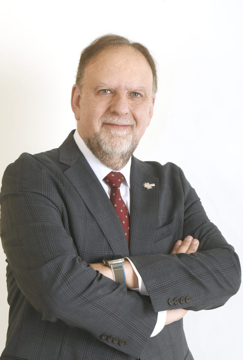 Rafael Rosell Aiquel, rector de la Universidad del Alba y experto en educación superior.