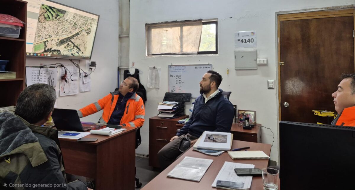 Reunión de coordinación entre el Municipio de Papudo y Esval por episodios de olores.