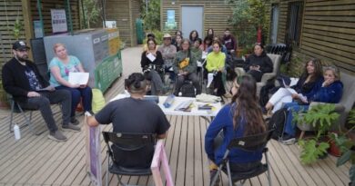 Participantes de la comunidad en una reunión sobre el Plan de Acción Comunal de Cambio Climático en Villa Alemana.