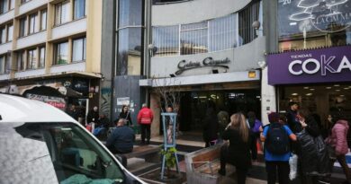 Exterior de la Galería Carrusel en Avenida Valparaíso durante el operativo de fiscalización en Viña del Mar.