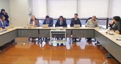 Sesión del Comité de Gestión del Parque Barón con autoridades del Minvu, EPV y la Municipalidad de Valparaíso.