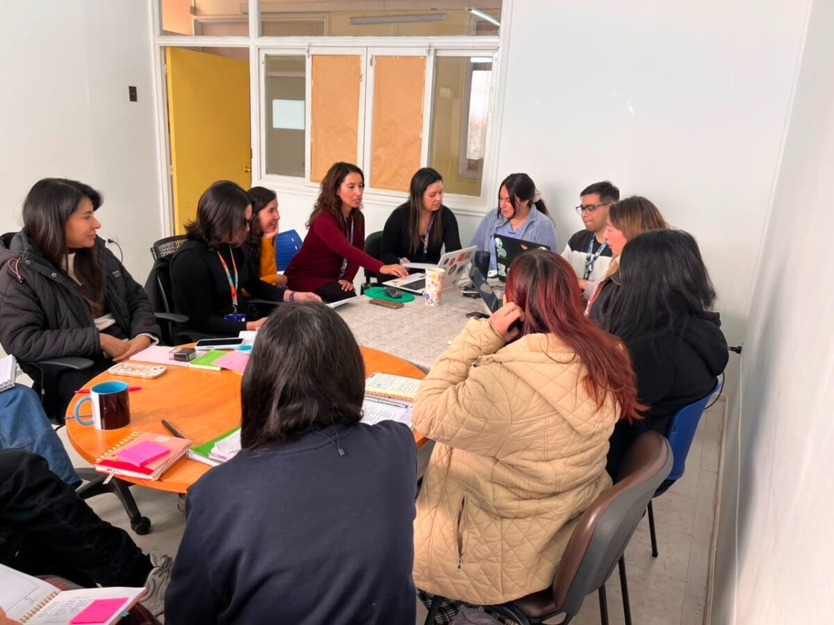 Reunión de trabajo del equipo clínico de salud mental del Hospital de Quilpué.