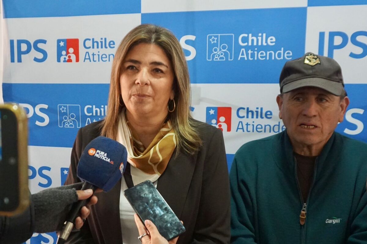 Seremi de Gobierno Rosario Pérez realizando un llamado a activar el beneficio del gas licuado.