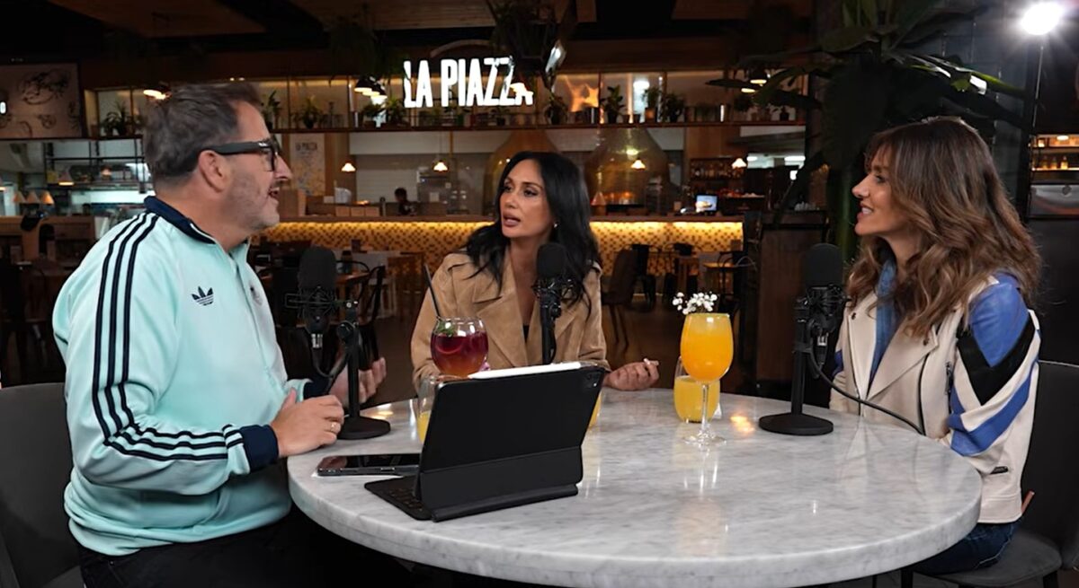 Pamela Díaz en conversación con María Luisa Godoy y Eduardo Fuentes en el programa 'Mari con Edu'.