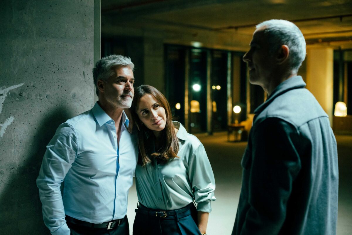 Carlos Díaz y Lorena Bosch en una escena de la nueva teleserie La Baronesa.