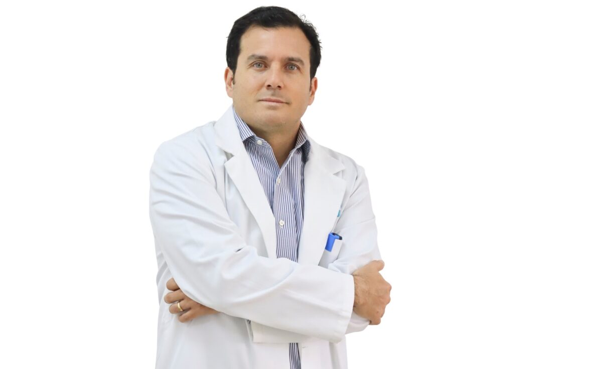 Dr. Raúl Castillo Bravo, Médico Traumatólogo de San José Interclínica.