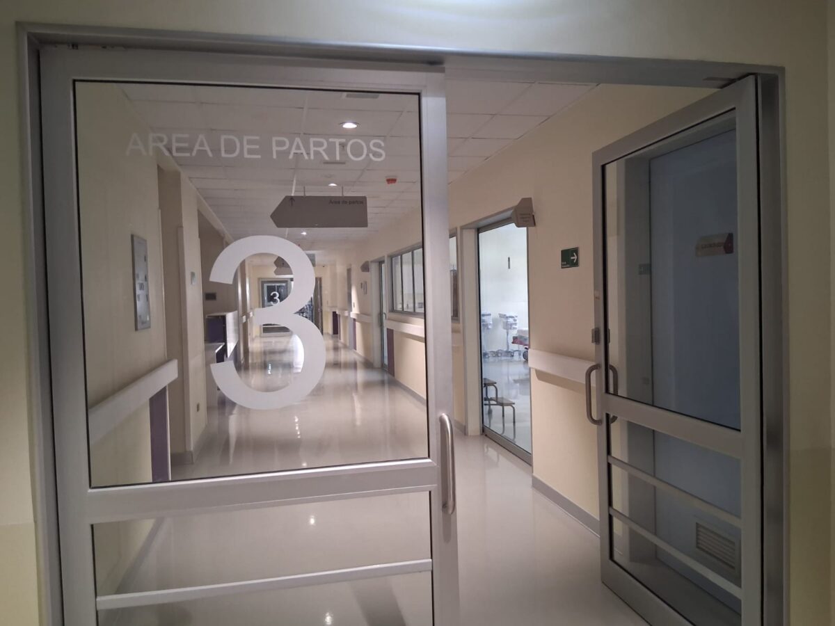 Instalaciones del área de partos del nuevo Hospital Provincial Marga Marga.