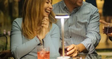 Mónica Godoy y Andrés Velasco interpretan a una pareja en crisis en la nueva nocturna de Mega.