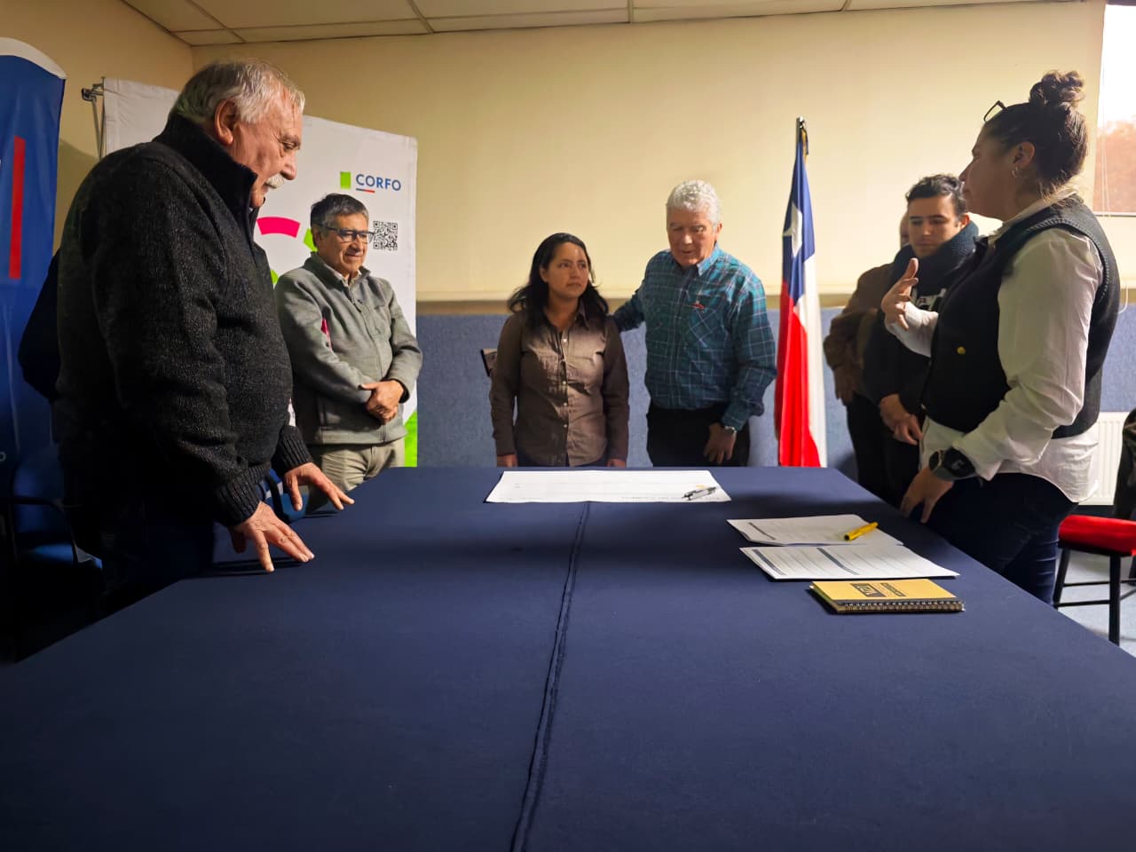 Expositores y profesionales durante la jornada de capacitación técnica.