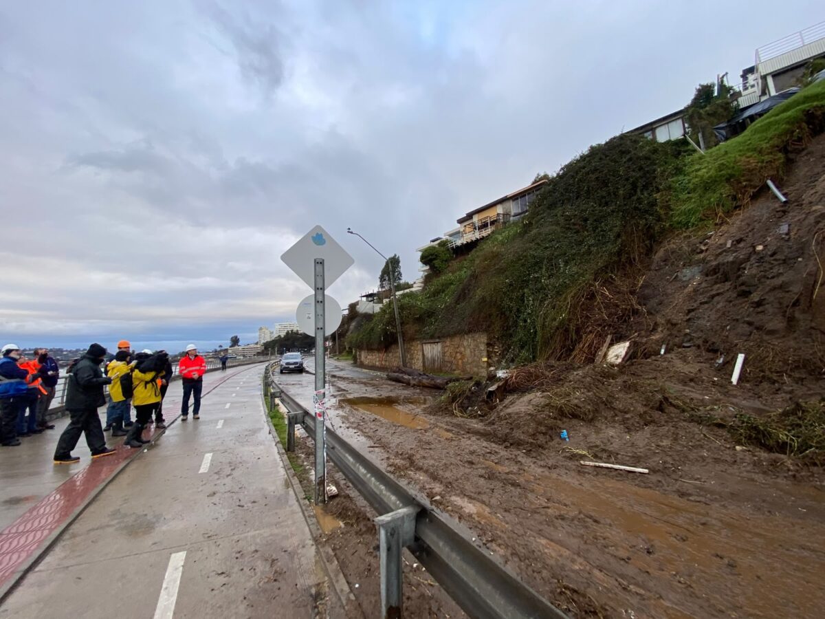 Vista del borde costero afectado por el temporal en la región.