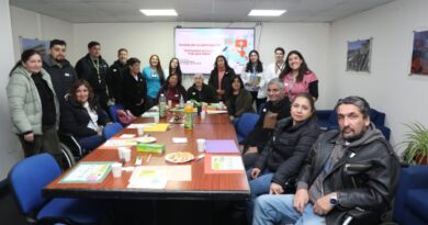 Hospital Carlos van Buren fortalece redes de apoyo para personas con afasia y sus familias
