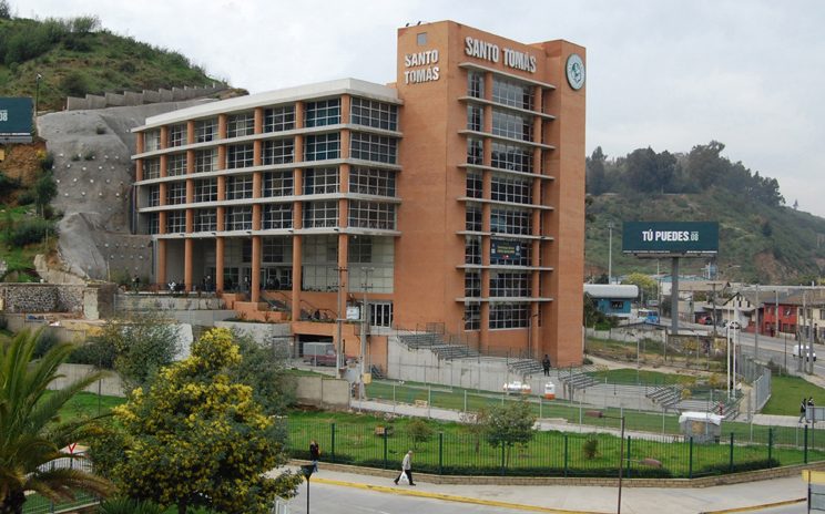 Edificio de la Universidad Santo Tomás sede Viña del Mar