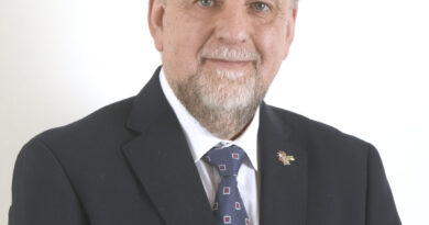 Rafael Rosell Aiquel, Rector de la Universidad del Alba.