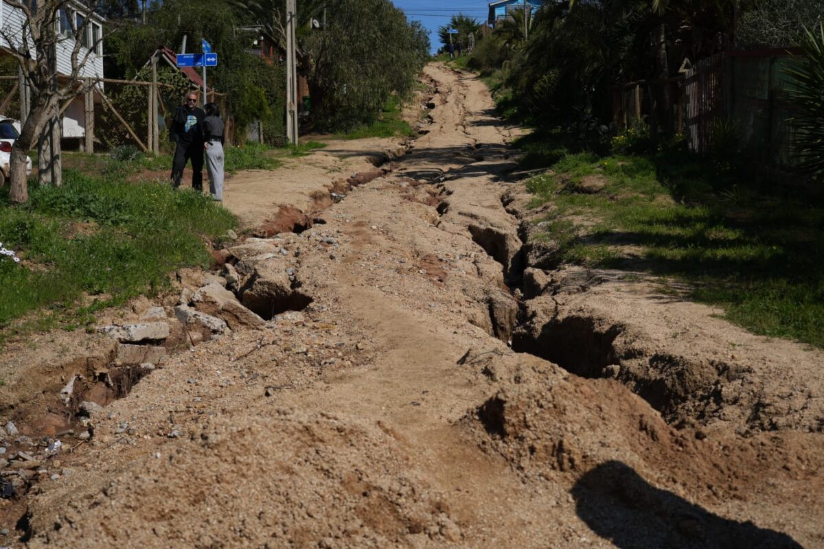 Estado de los caminos en El Quisco tras el paso del sistema frontal.