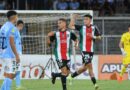 Jugadores de Palestino celebrando un gol en un partido de la Liga de Primera.